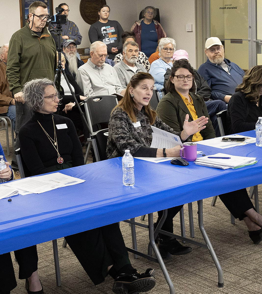 Commission Holds Study Session on Health Department Grant Applications - News Image